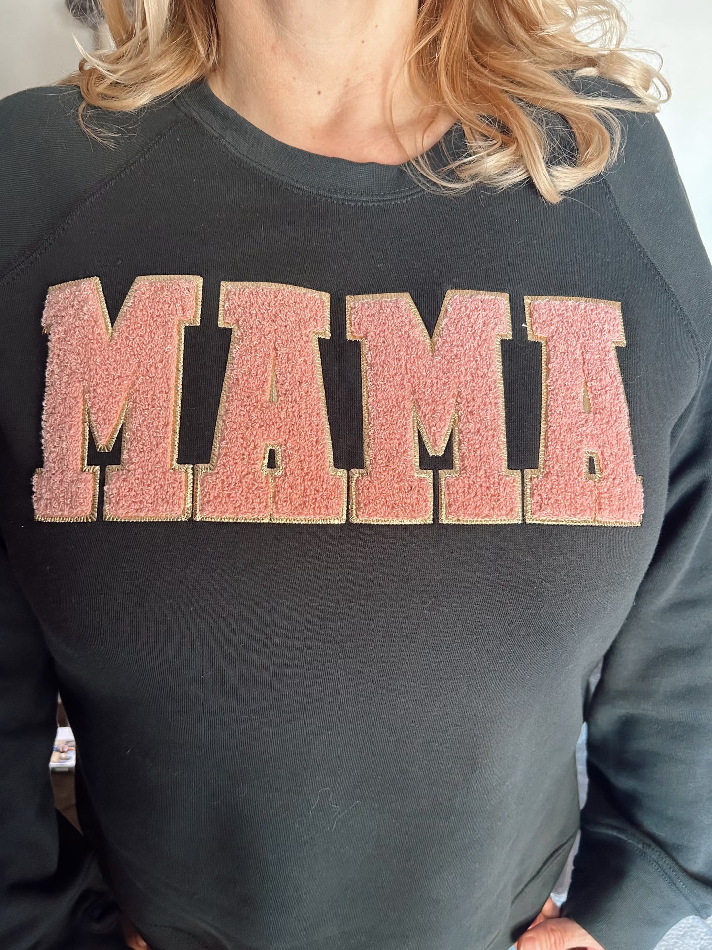 Mama Crewneck